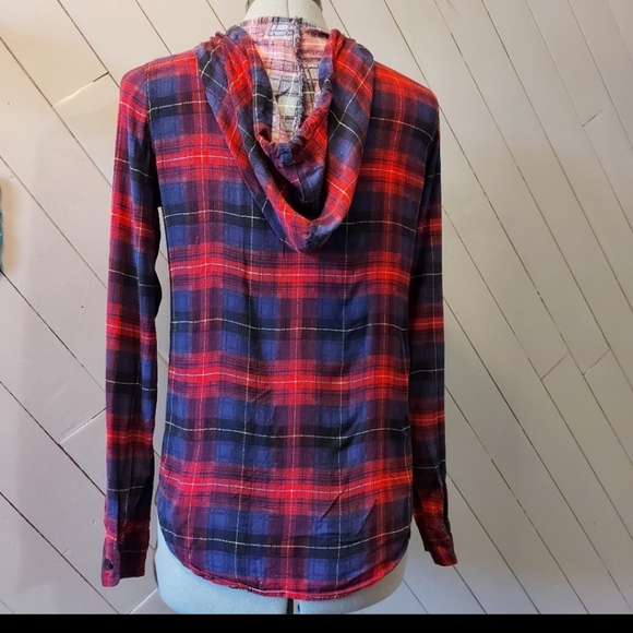 Polly & Esther Plaid Button Down Top Size S - Picture 2 of 2
